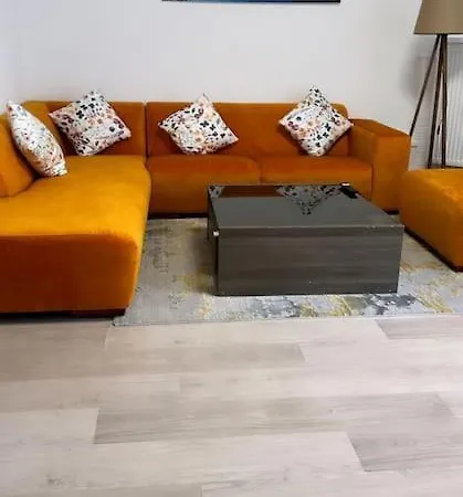 Apartment Stunning In *